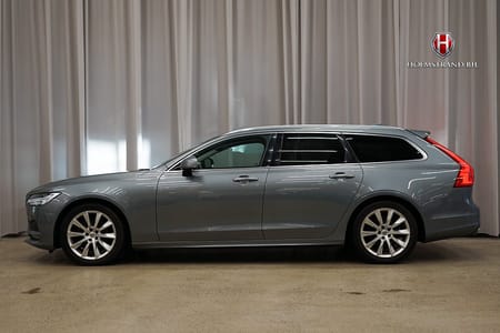 Volvo V90 D4 AWD Momentum Värmare Kamera Carplay HUD BLIS VOC