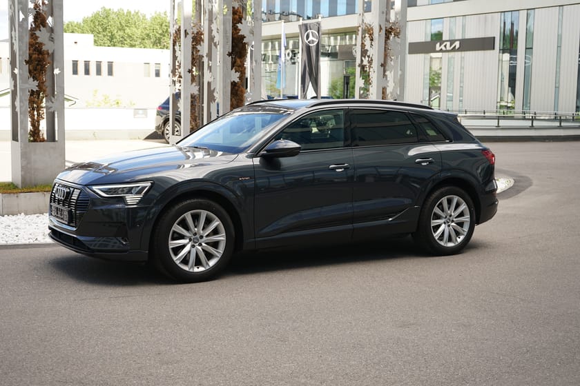 Bilde 4 av Audi e-tron 50 quattro Advanced sport / Godt utstyrt !