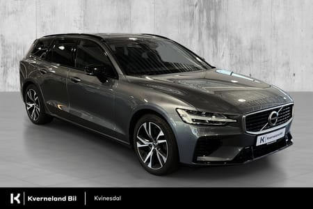Volvo V60 T8 AWD TwinEngine R-Design/H-feste/R-kamera/LED/Pano