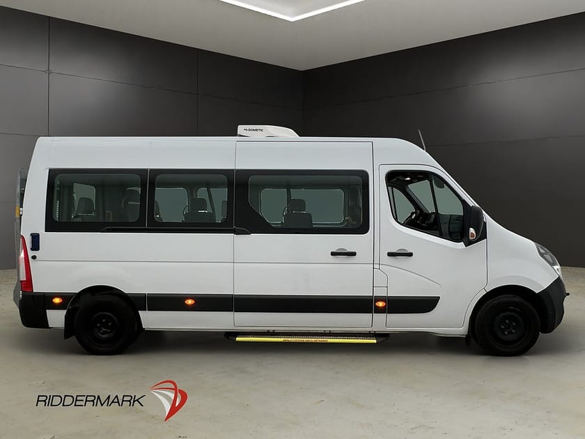 Bild 2 av Opel Movano Van L3H2 2.3CDTI RAMP Värmare B-Kamera 9-Sits Moms