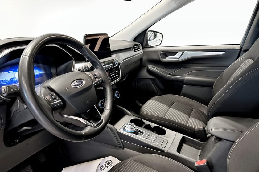 Bild 5 av Ford Kuga Plug-In Hybrid E-CVT, 225hk