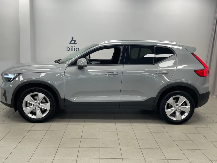 Bild 2 av Volvo XC40 B4 FWD Bensin Core SE II
