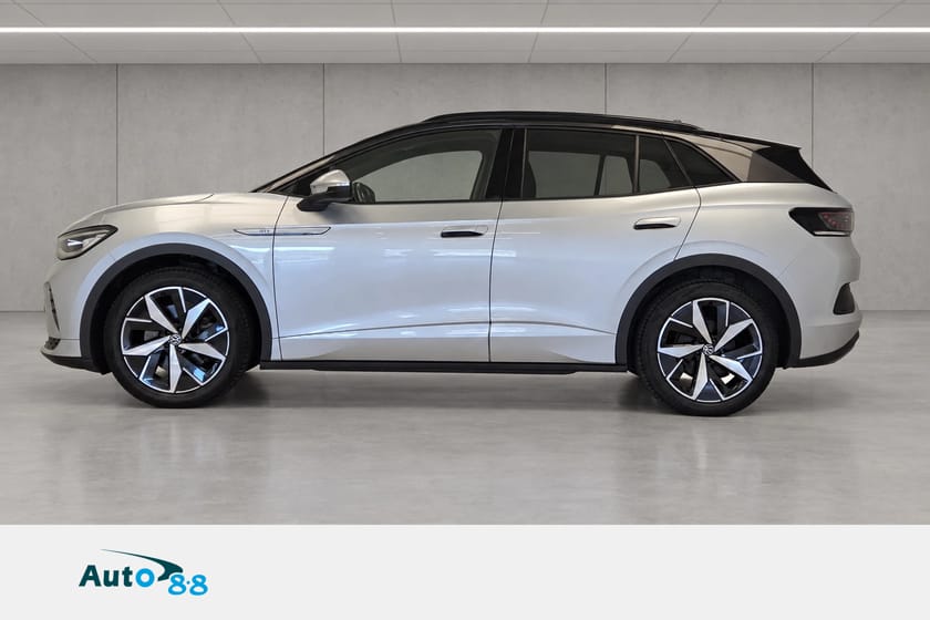Bilde 3 av Volkswagen ID.4 GTX Romslig SUV med 4x4, ryggekamera og krok