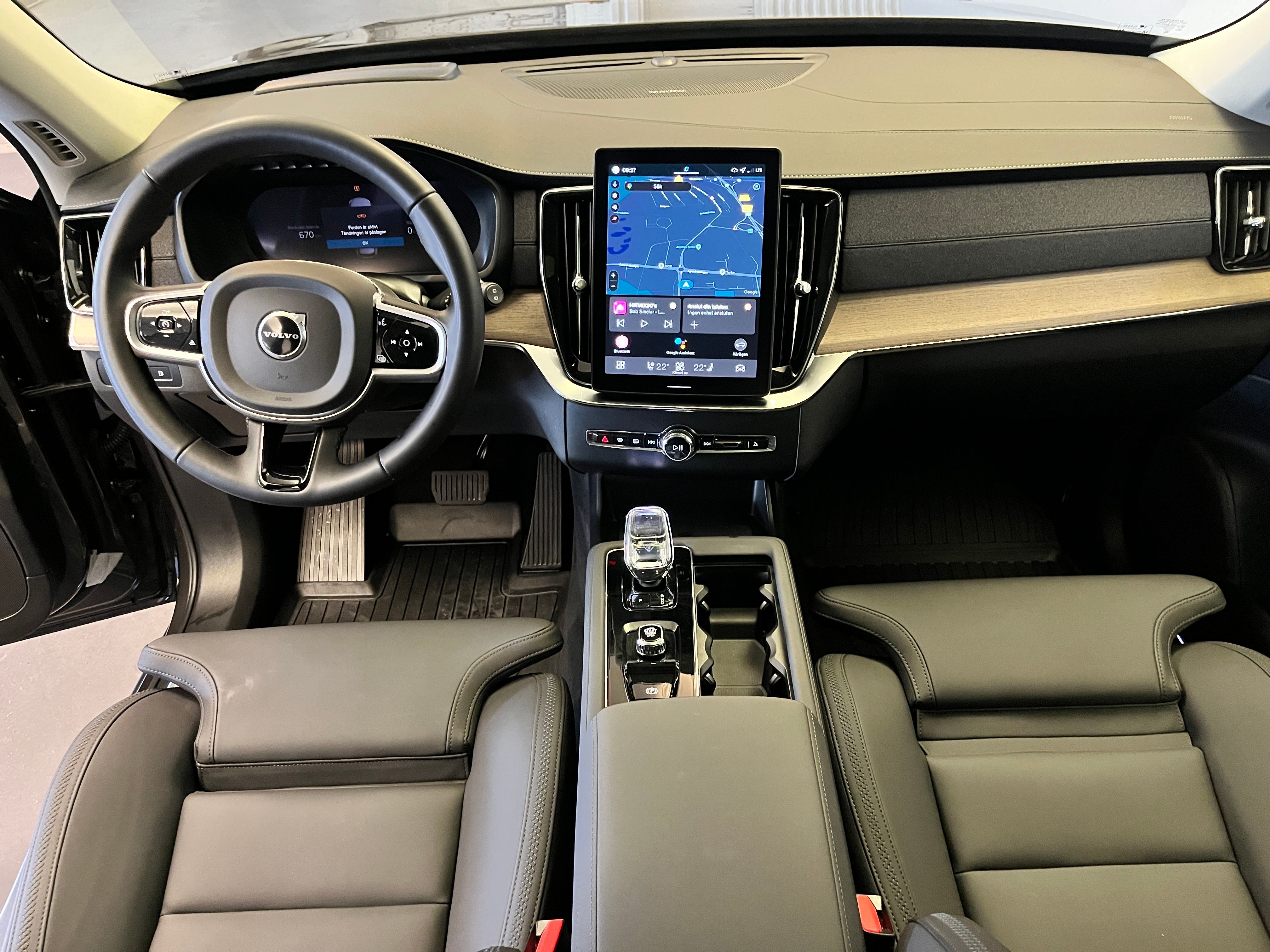 Volvo XC90 T8 Plug-In Hybrid AWD Geartronic, 8-trins, 456ps, 2026