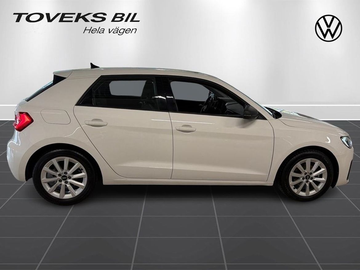 Audi Audi A1 Sportback 30 TFSI — bild 2