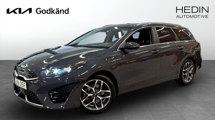 Bild 1 av Kia Ceed Sportswagon Plug-in Hybrid PHEV ADVANCE PLUS / PANO / "KIA GODKÄND"