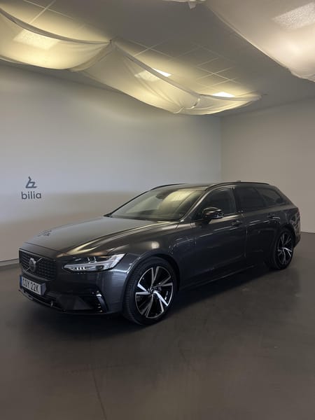 Volvo V90 Recharge T6 Plus Dark / Tonade rutor / Navigation / Backkamera /