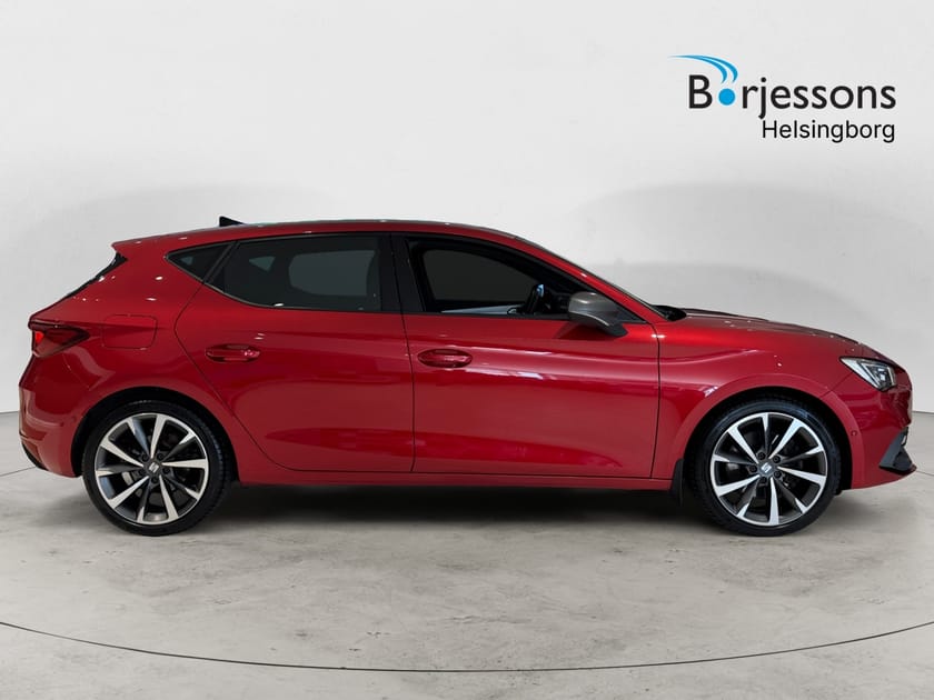 Bild 2 av SEAT Leon FR 1,5 eTSI 150hk