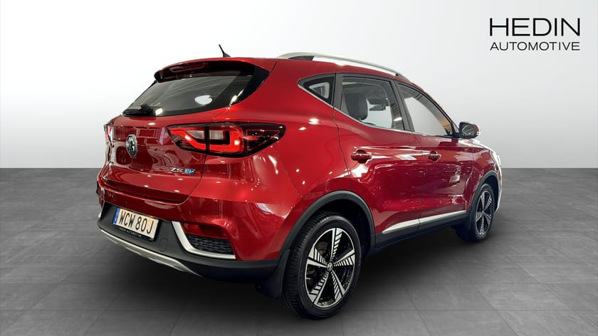 Bild 2 av MG ZS EV LHD 45KWH LUX DIAMOND RED