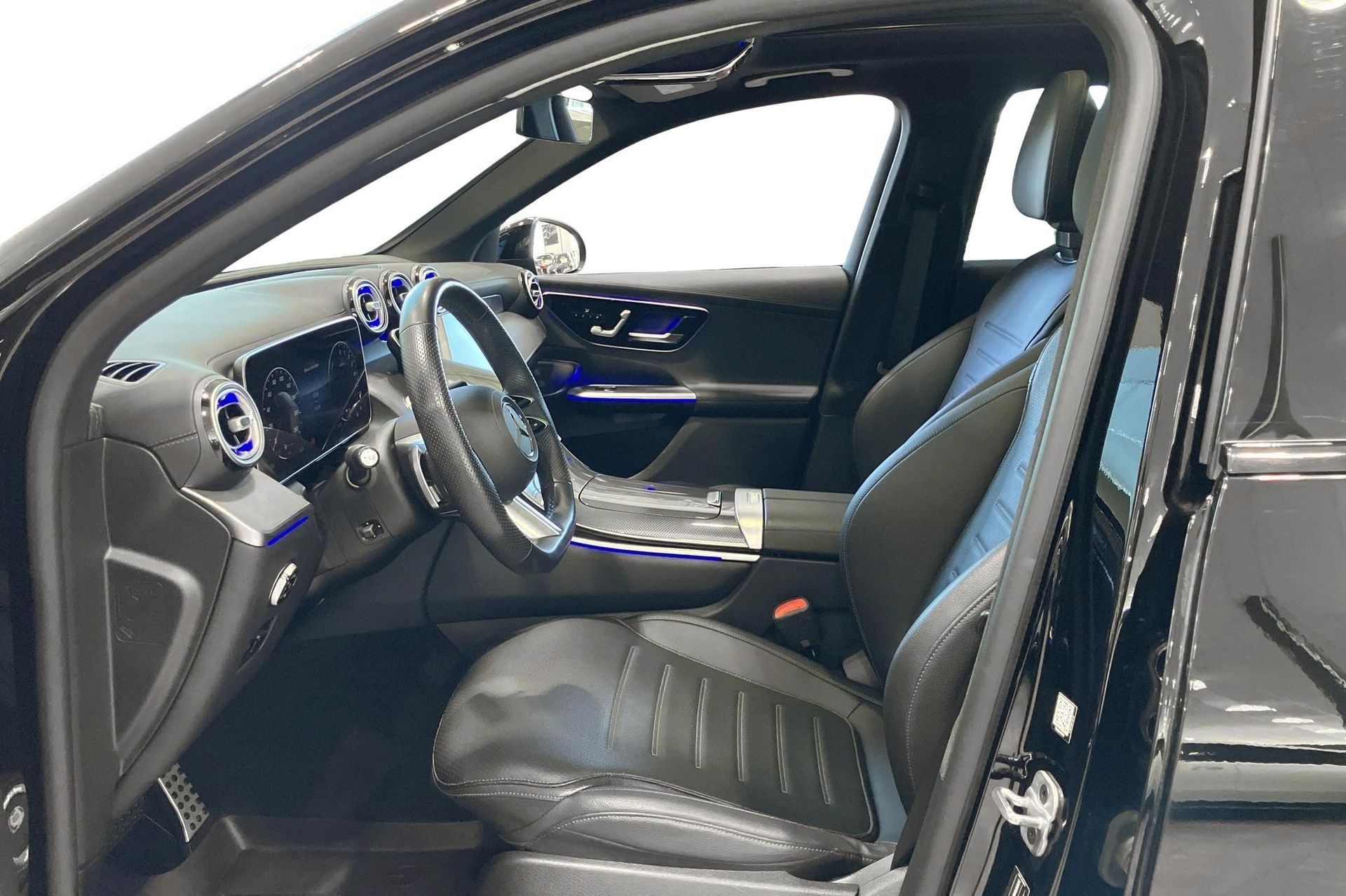 Mercedes-Benz GLC 300 DE 4MATIC SUV 2025, bild 7/10