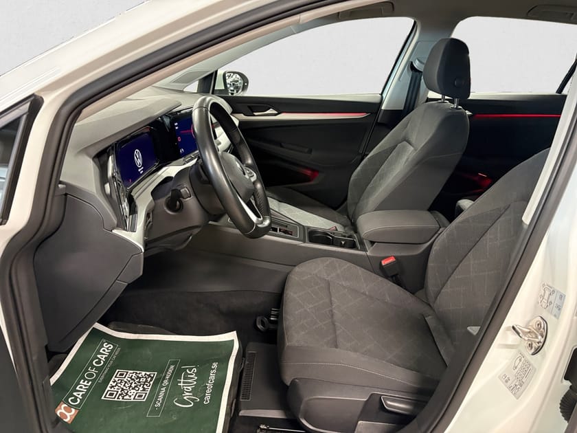 Bild 5 av Volkswagen Golf 1.0 eTSI 110 HK DSG