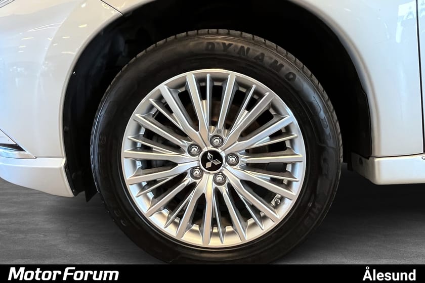 Bilde 5 av Mitsubishi Outlander PHEV INTENSE+-FERSK SERVICE+EU-LAV KM-FULL HISTORIKK-1 EIER