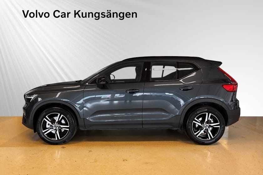 Bild 3 av Volvo XC40 B4 FWD Bensin Plus Dark Rattvärme Selekt