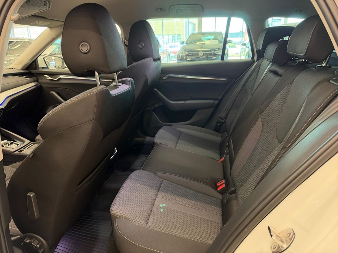 Škoda Škoda Octavia Kombi — bild 8