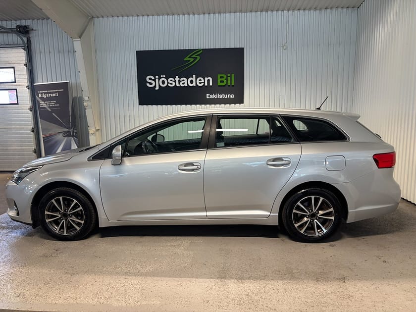 Bild 2 av Toyota Avensis Kombi 1.8 Valvematic Multidrive S Kamera/Drag/Bluetooth