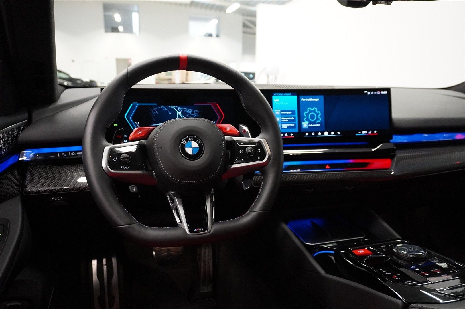 BMW M5 Steptronic, 727hk, 2025