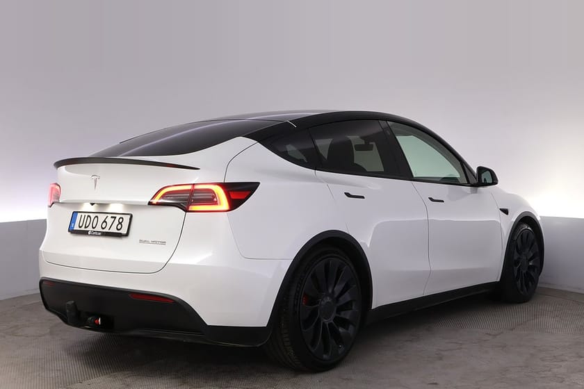 Bild 5 av Tesla Model Y Performance Autopilot Panorama Drag
