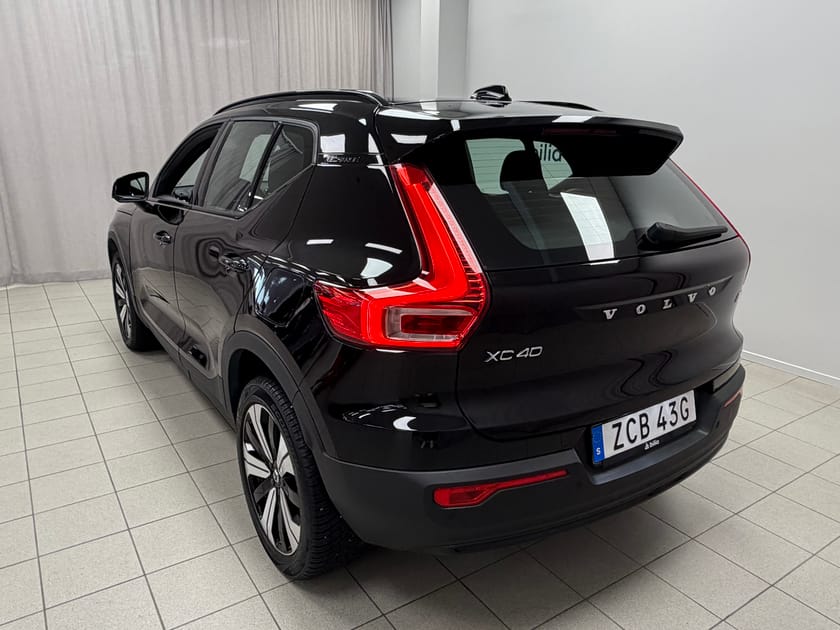 Bild 3 av Volvo XC40 Recharge Core | Drag |