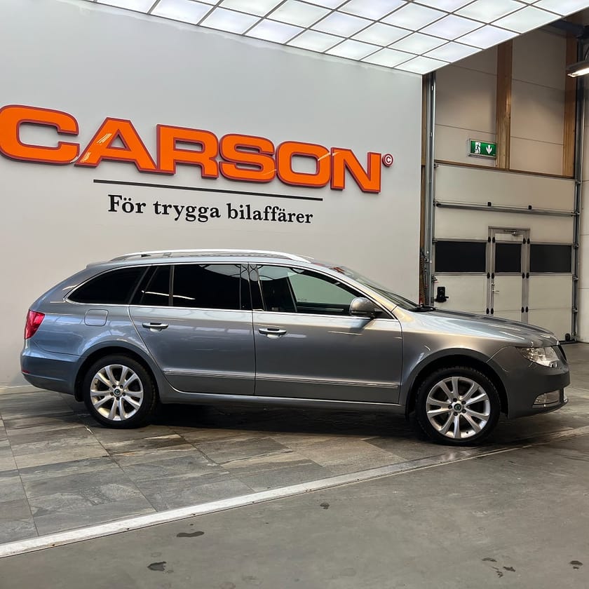 Bild 3 av Škoda Superb Kombi Skoda 2.0 TDI 4x4 Ambition Värmare Navi Kamrem Bytt!