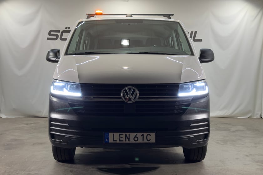 Bild 4 av Volkswagen Transporter Kombi T32 2.0 TDI 4M DRAG VÄRMARE MOMSBIL