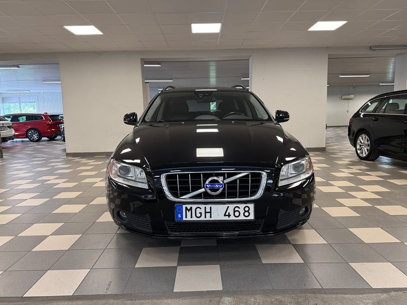 Bild 3 av Volvo V70 D3 Geartronic Momentum Dieselvärmare Drag 163 Hk