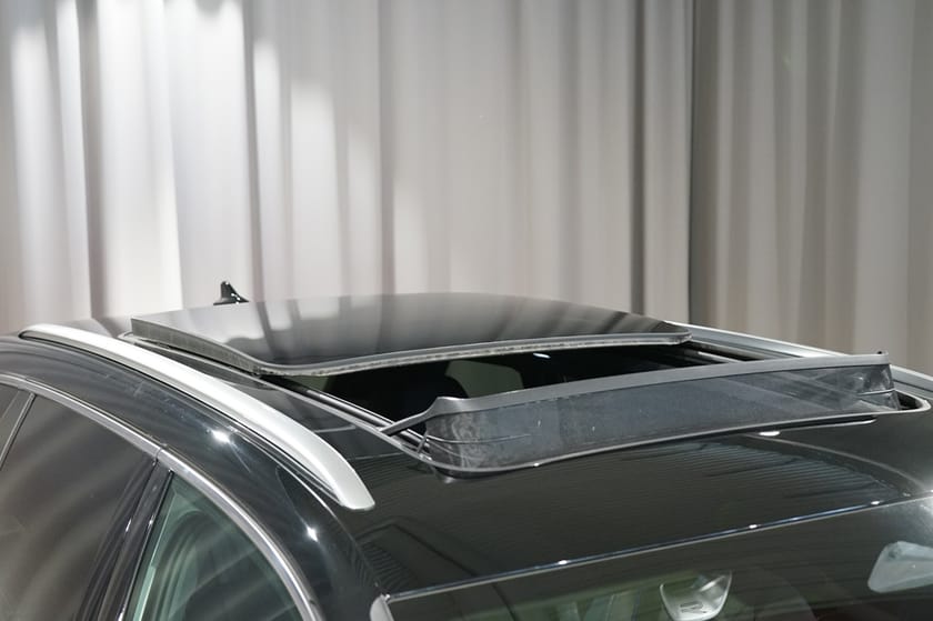 Bild 2 av Volkswagen Passat Variant eHybrid R-LINE / 1.5 TSI / 272 HK / *DEMO
