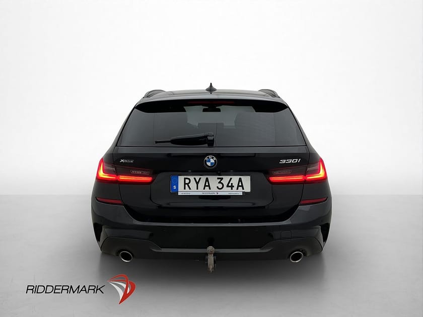 Bild 4 av BMW 330i xDrive Touring M Sport Backkamera HiFi-Ljud Skinn Elstolar