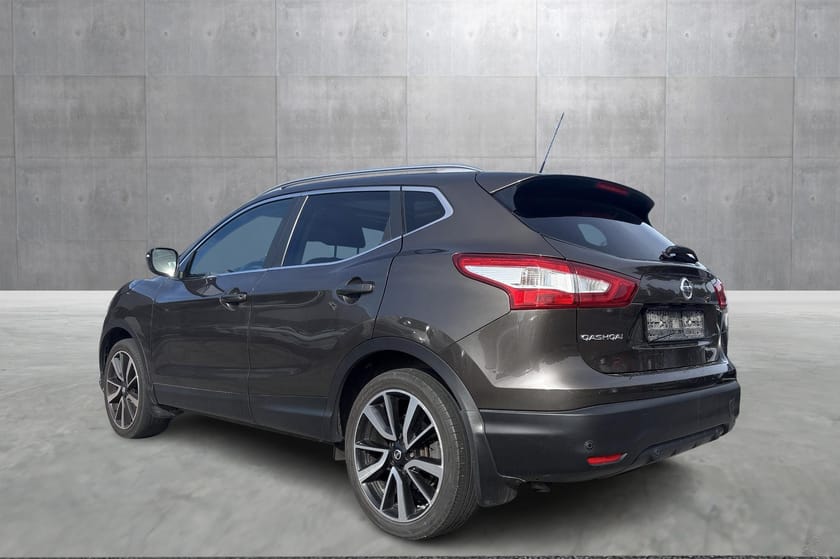 Bilde 2 av Nissan Qashqai Tekna I Delskinn I Panorama