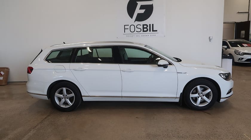 Bild 3 av Volkswagen Passat Sportscombi *RÄNTEKAMPANJ 3.45%* 2.0 TDI 4M GT Kamera-Drag-Värmare