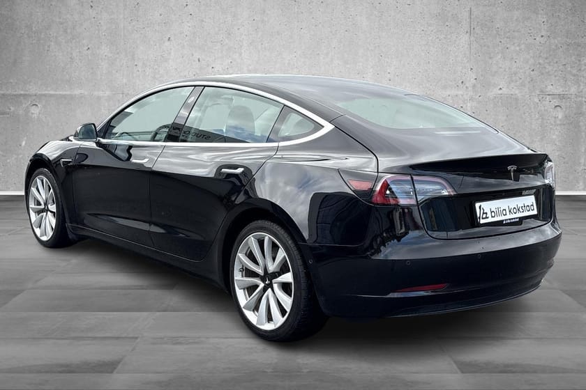 Bilde 2 av Tesla Model 3 Long Range AWD Premium/Autopilot/Skinn/R Kamera/S+V
