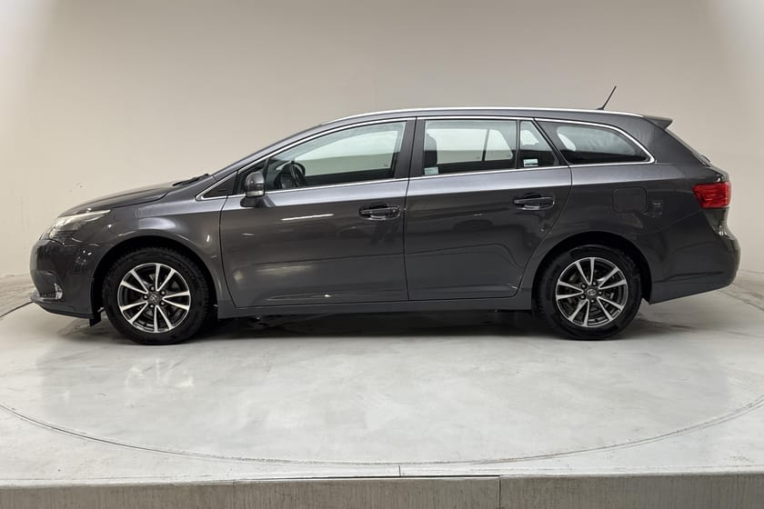 Bild 2 av Toyota Avensis Kombi