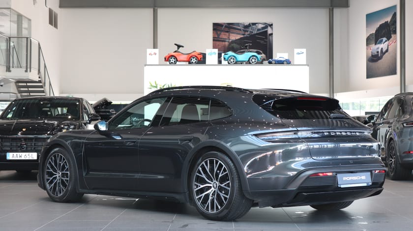 Bild 2 av Porsche Taycan 4 Cross Turismo 