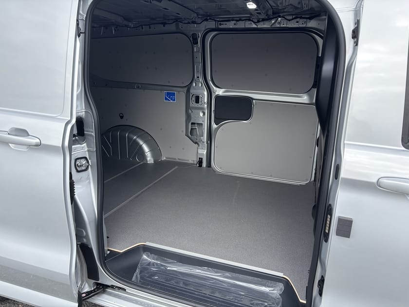 Bild 3 av Volkswagen Transporter eHybrid Laddhybrid I Omgående LEV I
