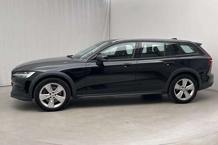 Bild 2 av Volvo V60 Cross Country D4 AWD (190hk) Edition värmare