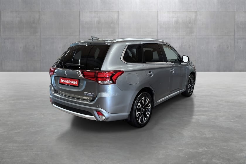 Bilde 5 av Mitsubishi Outlander PHEV 2,0 PHED AWD 202hk hybrid Instyle +