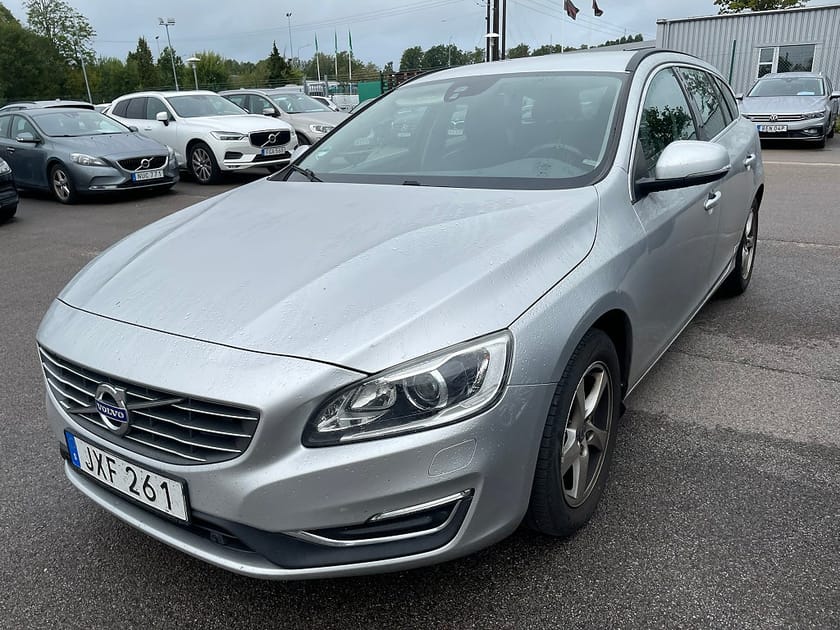 Bild 1 av Volvo V60 D3 150HK Momentum