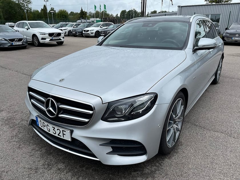 Bild 1 av Mercedes-Benz E 200 T d Fleet KOMBI AMG 160HK Panorama