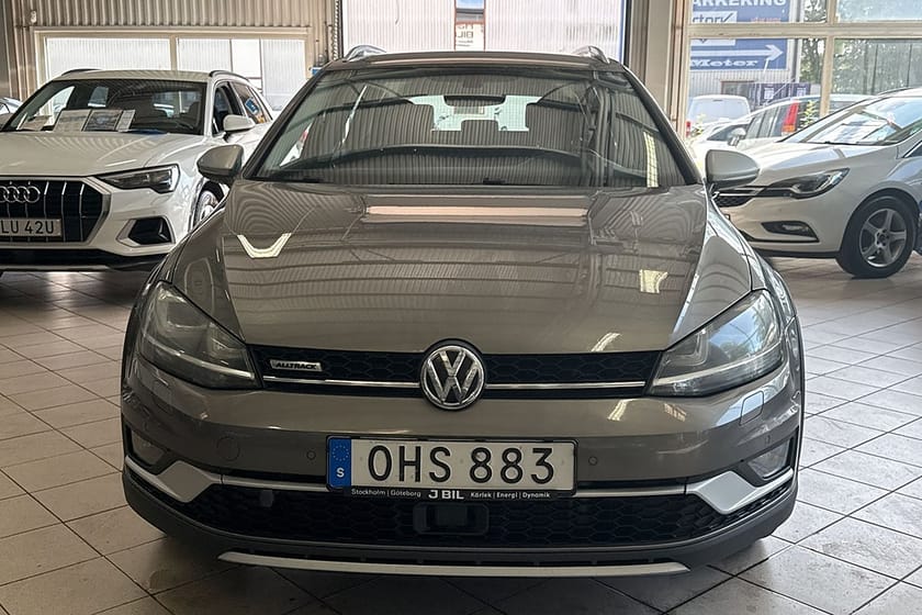Bild 3 av Volkswagen Golf Alltrack 2.0 TDI  4M SUPERDEAL 3.95% / B-KAM / PDC / BT