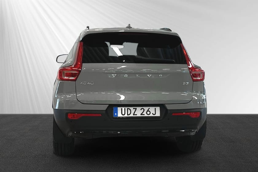 Bild 3 av Volvo XC40 B3 FWD Bensin Plus Dark