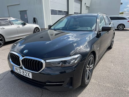BMW 530e Touring Plug in 292HK Läder Panorama