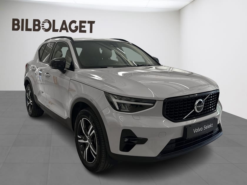 Bild 5 av Volvo XC40 B4 FWD Bensin Plus Dark