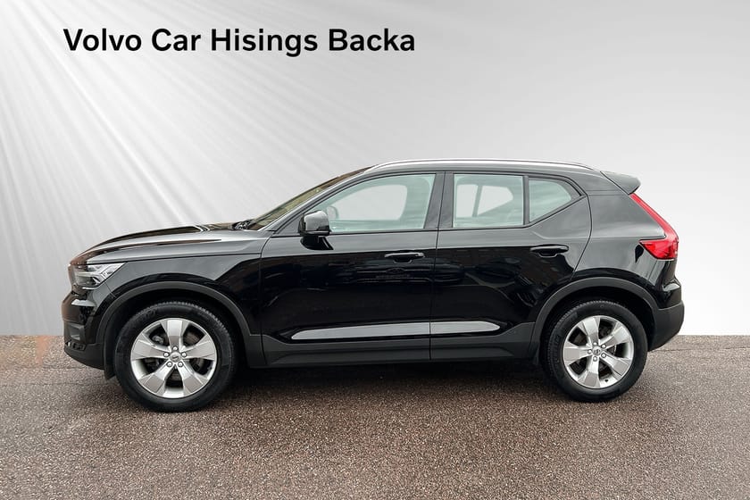 Bild 4 av Volvo XC40 B4 FWD Bensin Momentum Advanced SE | H&K | 360