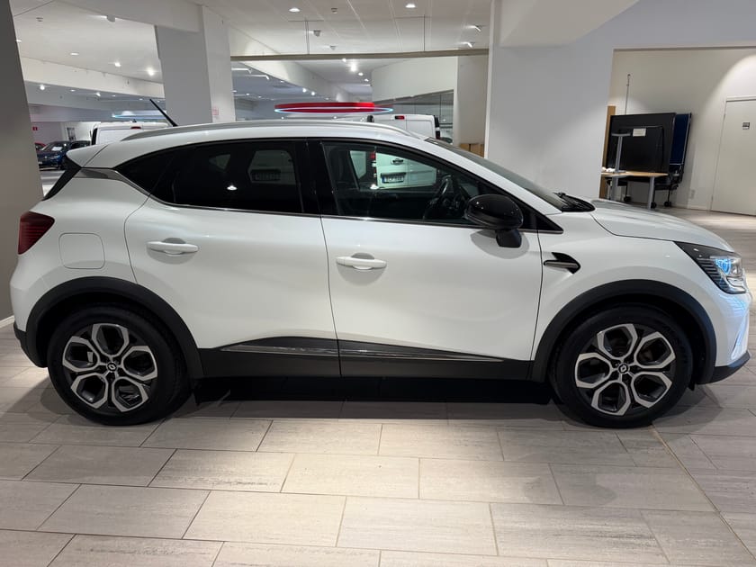 Bild 2 av Renault Captur E-TECH Plugin-Hybrid 160