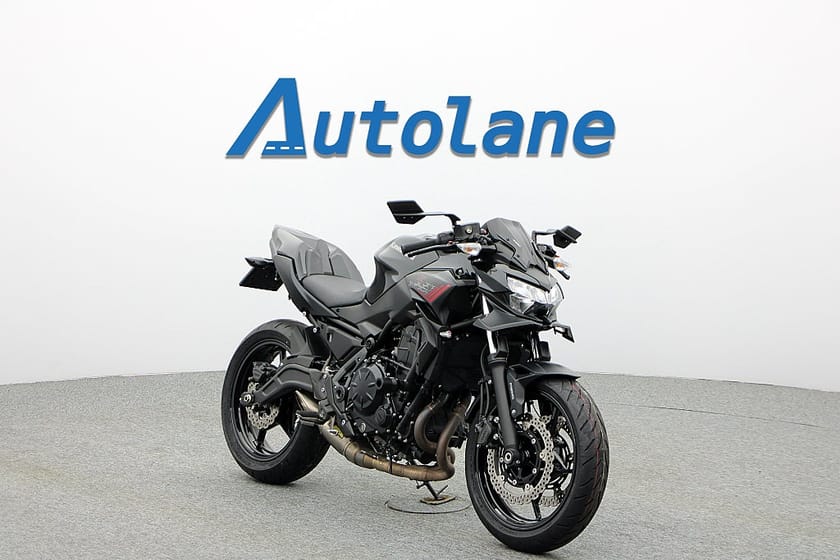 Bild 1 av Kawasaki Ninja Z650 *Akrapovic