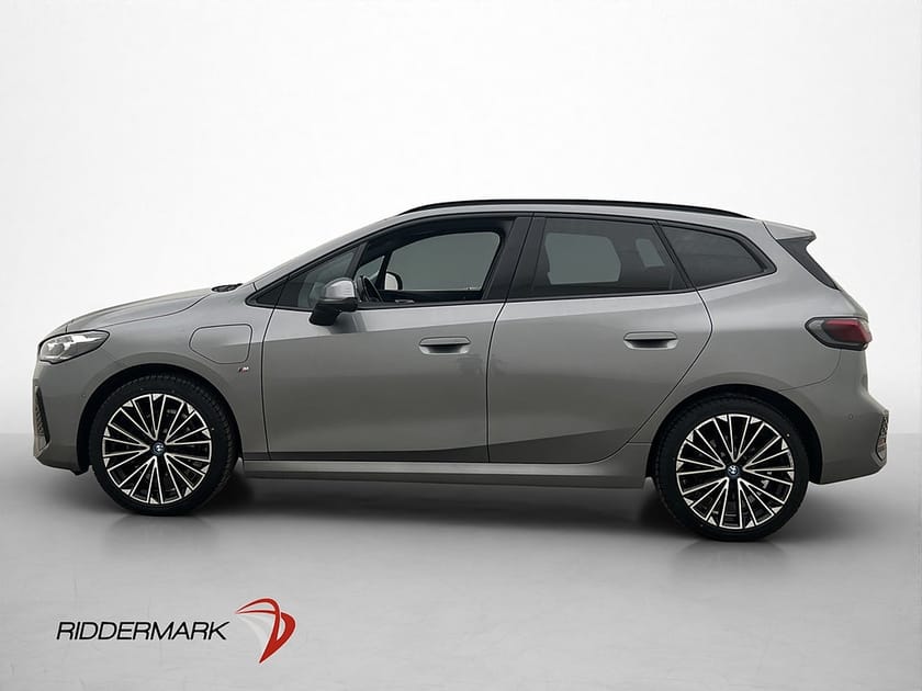 Bild 4 av BMW 225e xDrive Active Tourer M Sport Pano Wide Kamera Drag Navi Moms