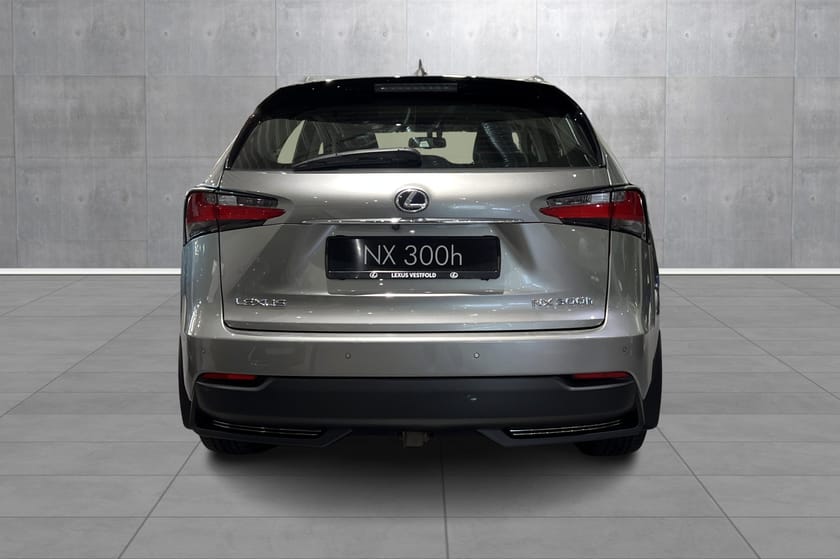 Bilde 4 av Lexus NX 300h AWD 