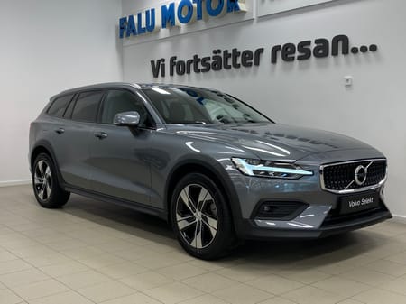 Volvo V60 Cross Country B4 AWD Diesel Adv Edt
