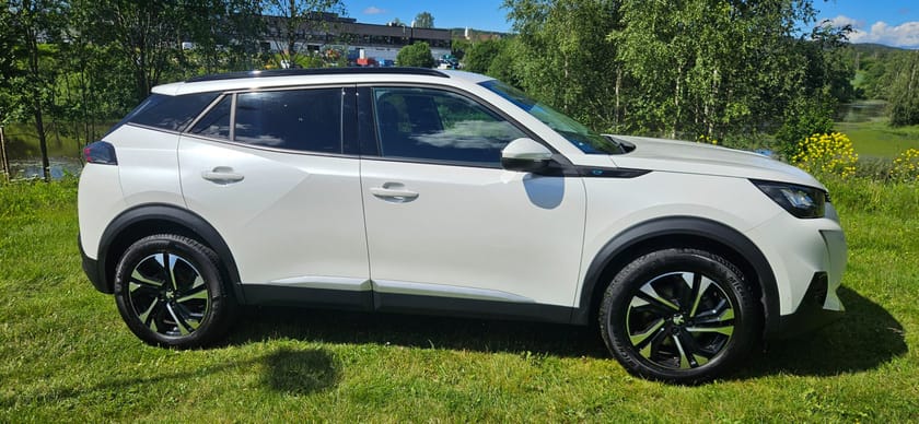Bilde 5 av Peugeot e-2008 Allure 136hk