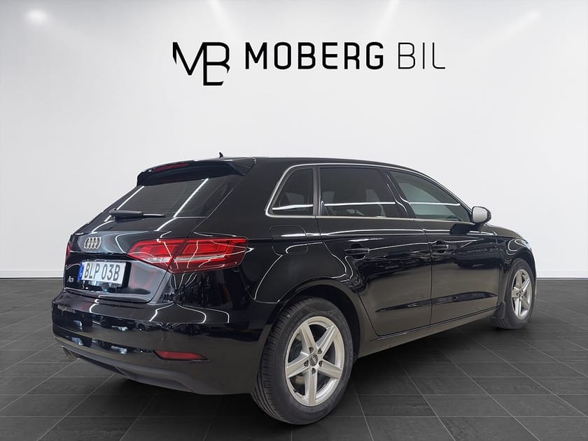Bild 5 av Audi A3 Sportback 35 TFSI 150hk Proline PDC