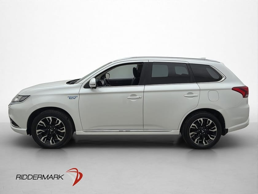 Bild 5 av Mitsubishi Outlander PHEV AWD Business Taklucka 360° Drag